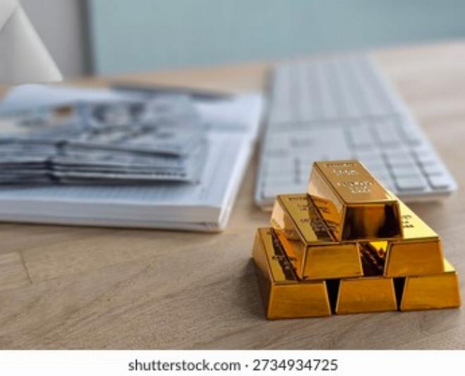 Nhà đầu tư đang cân nhắc giữa các lựa chọn mua bán vàng